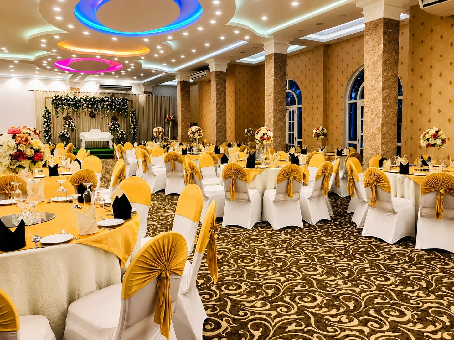 Grand Royal at Avora Grand Hotel
